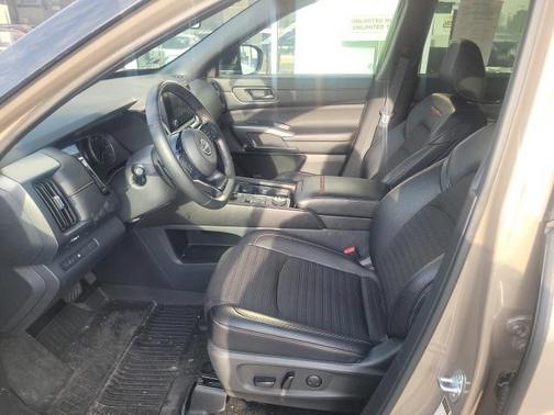 2023 Nissan Pathfinder Rock Creek 4WD
