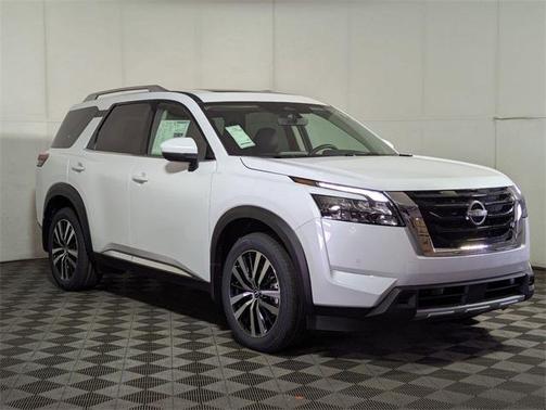 2025 Nissan Pathfinder Platinum 4WD