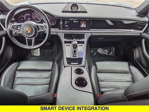 2018 Porsche Panamera 4