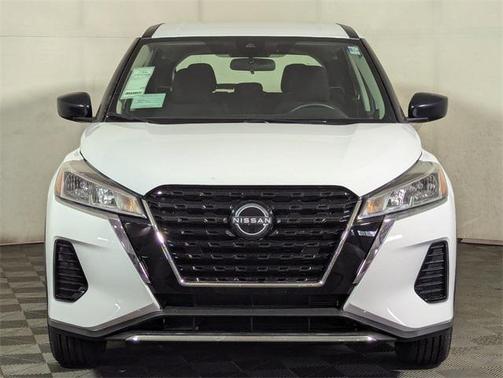 2025 Nissan Kicks S
