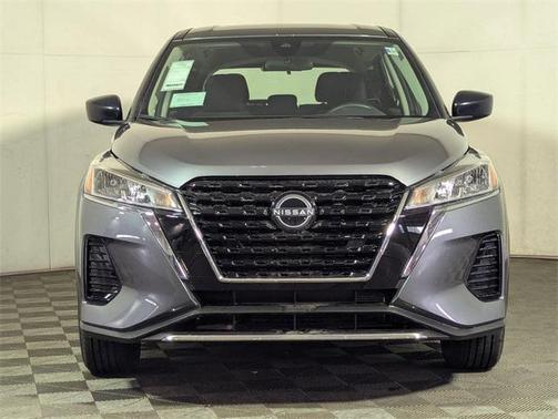 2025 Nissan Kicks S