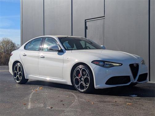 2022 Alfa Romeo Giulia Ti