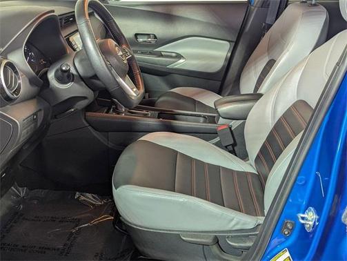 2023 Nissan Kicks SR
