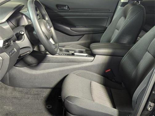 2025 Nissan Altima S FWD