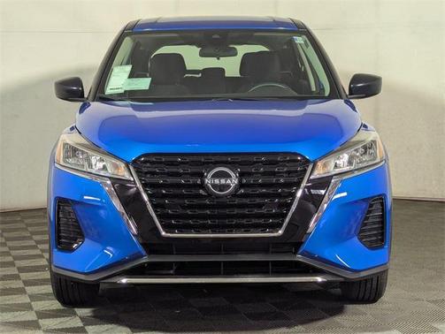 2025 Nissan Kicks S