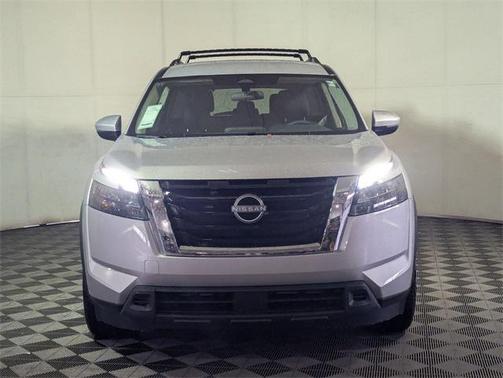 2025 Nissan Pathfinder SV 4WD