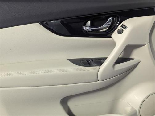 2019 Nissan Rogue Sport SV