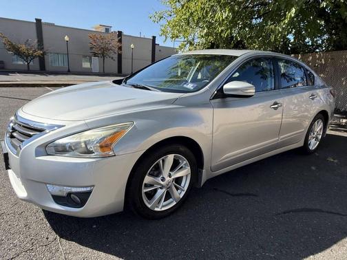 2015 Nissan Altima 2.5 SV