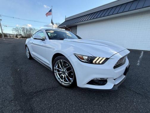 2017 Ford Mustang EcoBoost Premium