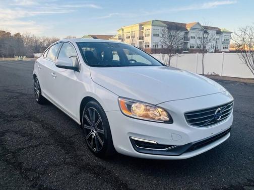 2016 Volvo S60 Inscription T5 Premier