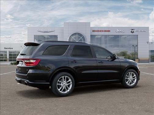 DB Black Crystal Clearcoat 2026 Dodge Durango GT