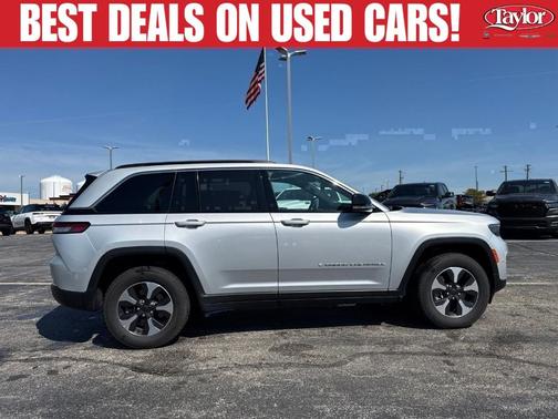Silver Zynith 2024 Jeep Grand Cherokee 4xe Base
