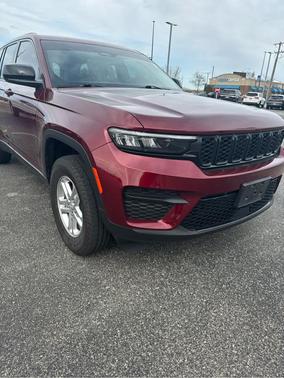 2022 Jeep Grand Cherokee Laredo