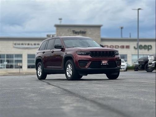 2022 Jeep Grand Cherokee Laredo