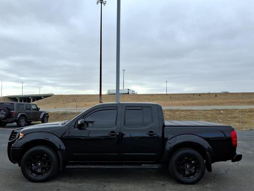 2020 Nissan Frontier SV