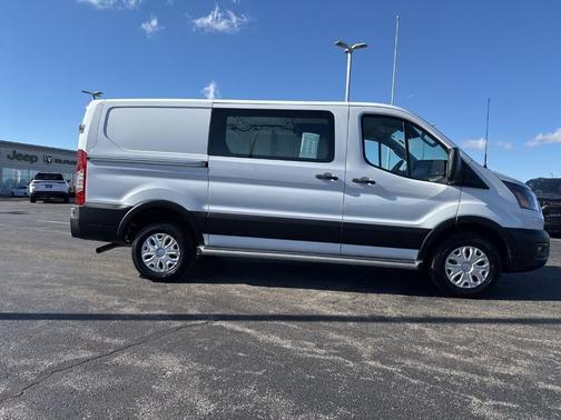 Oxford White 2024 Ford Transit-250 Base