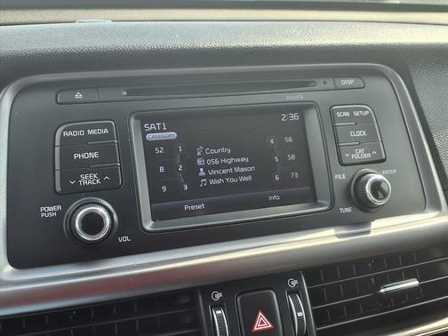 2017 Kia Optima LX