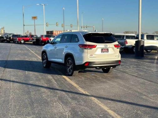 2019 Toyota Highlander LE Plus