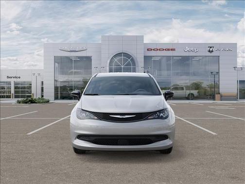 2026 Chrysler Voyager LX