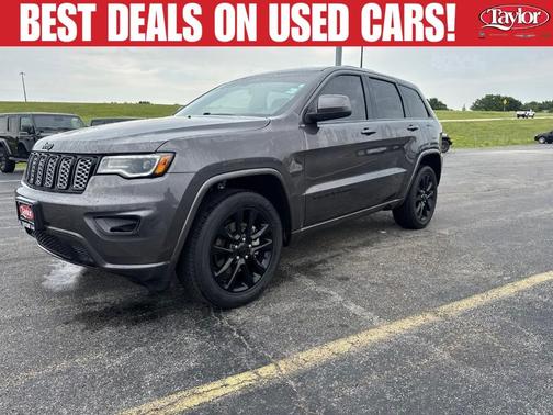 Granite Crystal Clearcoat Metallic 2021 Jeep Grand Cherokee Laredo X