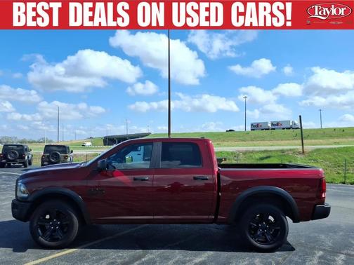 Delmonico Red Pearlcoat 2024 RAM 1500 Classic SLT