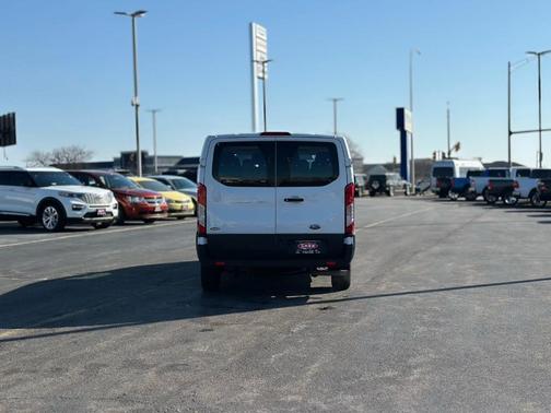 2022 Ford Transit-350 XLT