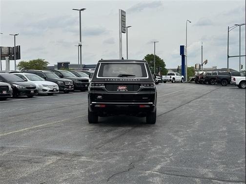 2023 Jeep Grand Wagoneer Series III