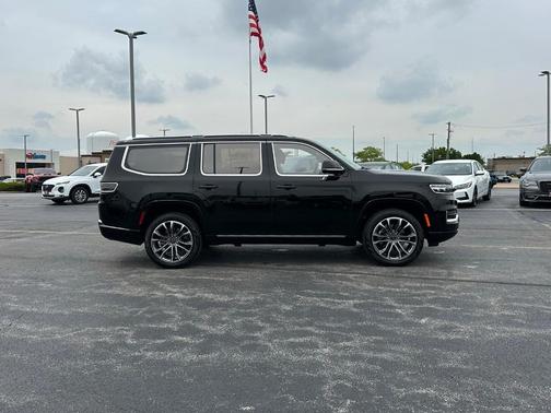 2023 Jeep Grand Wagoneer Series III