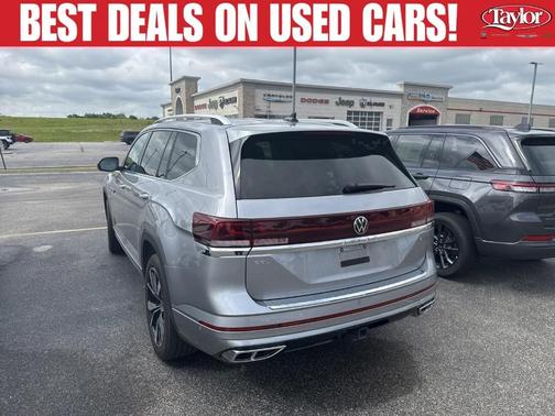 Silver Bird Metallic 2024 Volkswagen Atlas 2.0T SEL Premium R-Line