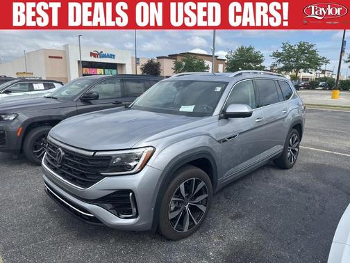 Silver Bird Metallic 2024 Volkswagen Atlas 2.0T SEL Premium R-Line