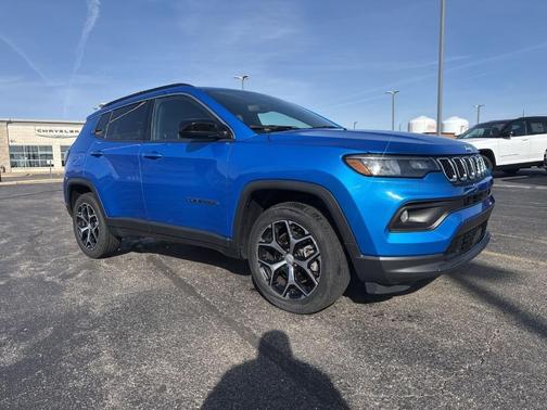 Hydro Blue Pearlcoat 2024 Jeep Compass Latitude