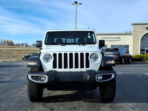 2023 Jeep Gladiator Sport
