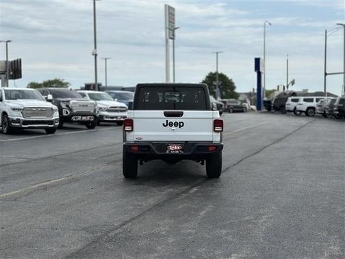 2023 Jeep Gladiator Sport
