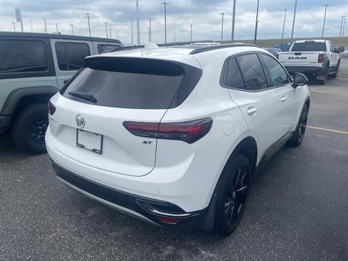 2022 Buick Envision Essence