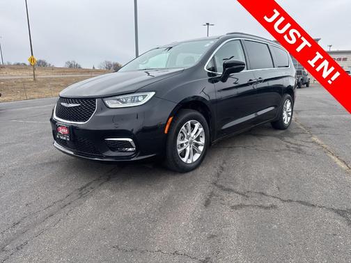 2021 Chrysler Pacifica Touring