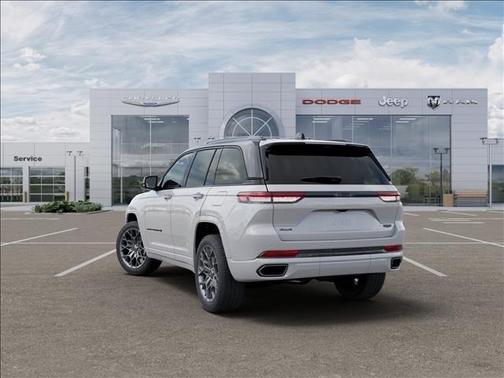 2025 Jeep Grand Cherokee Summit