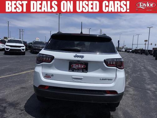 Bright White Clearcoat 2022 Jeep Compass Limited