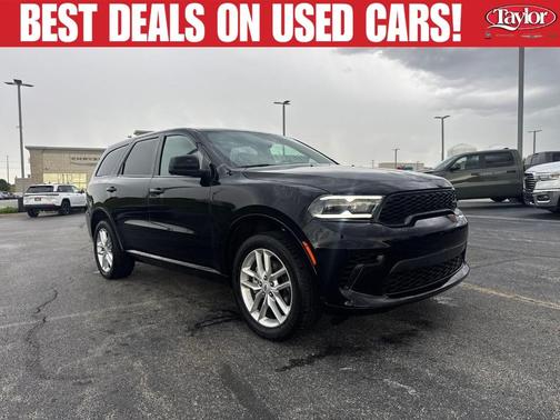 DB Black Crystal Clearcoat 2026 Dodge Durango GT