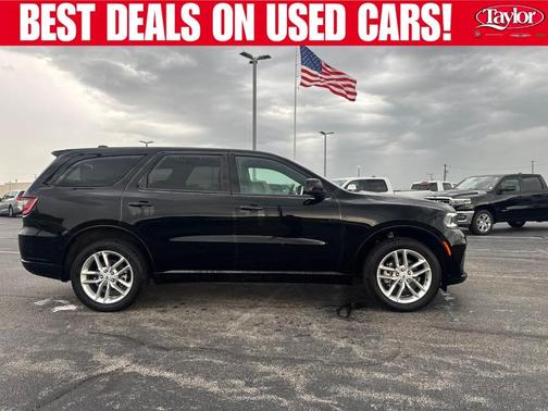 DB Black Crystal Clearcoat 2026 Dodge Durango GT