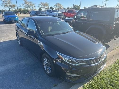 2019 Kia Optima LX