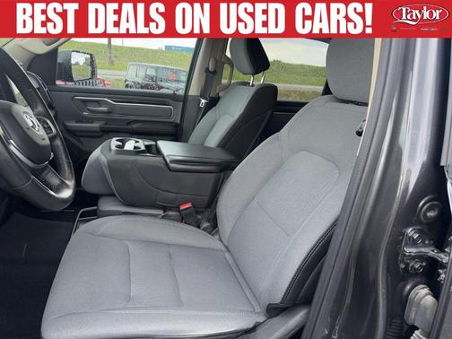 Granite Crystal Clearcoat Metallic 2019 RAM 1500 Big Horn