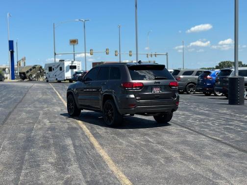 2018 Jeep Grand Cherokee Altitude