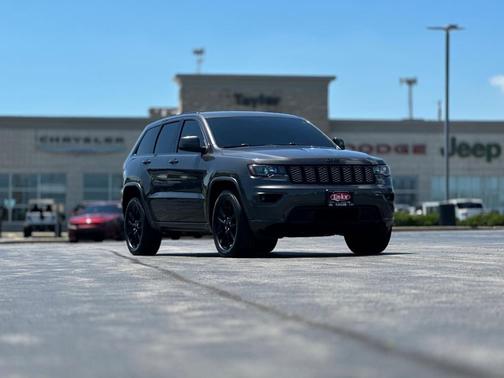 2018 Jeep Grand Cherokee Altitude