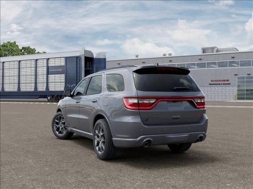 Destroyer Gray Clearcoat 2026 Dodge Durango GT Plus HEMI V8