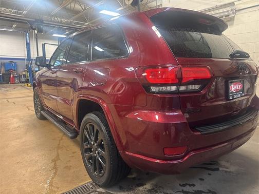 2018 Jeep Grand Cherokee Altitude
