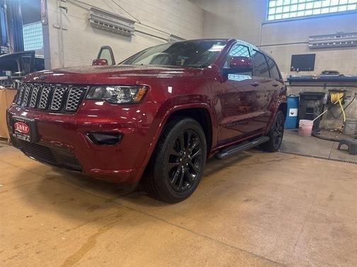 2018 Jeep Grand Cherokee Altitude