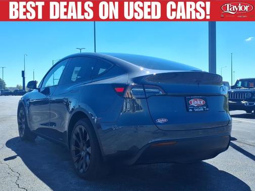 Gray 2023 Tesla Model Y Long Range