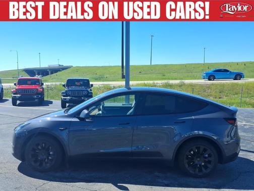 Gray 2023 Tesla Model Y Long Range
