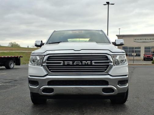 Bright White Clearcoat 2024 RAM 1500 Laramie