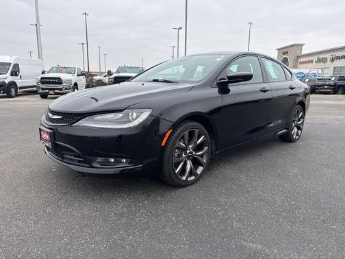 2015 Chrysler 200 S